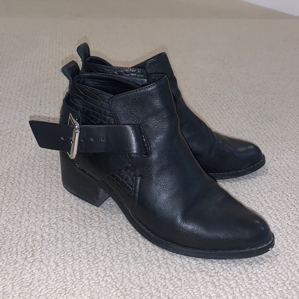 Solsana Premium Leather buckle booties